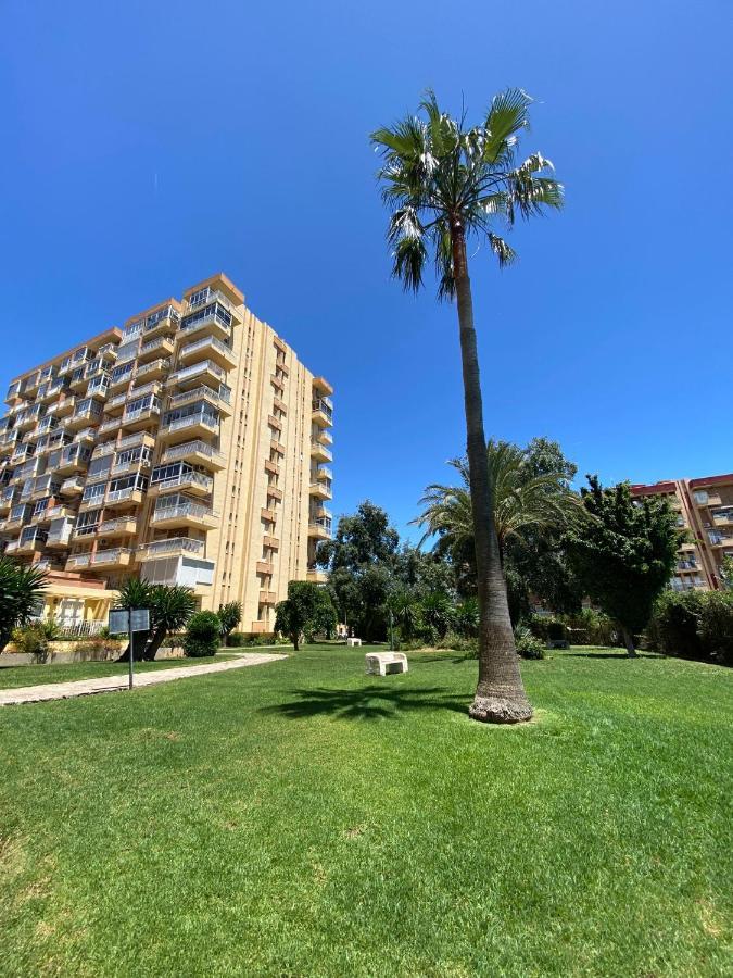 Apt Centrico Con Vistas Y Piscinas 贝纳尔马德纳 外观 照片
